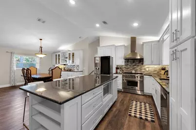 9901 Bay Drive, Gibsonton, FL 33534 - Photo 15