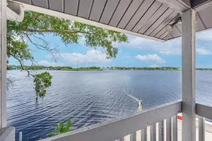 9901 Bay Dr, Gibsonton, FL 33534 - Photo 5