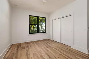 2032 Kansas Ave NE, Saint Petersburg, FL 33703 - Photo 29