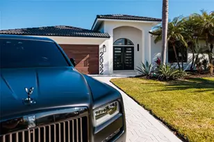 2032 Kansas Ave NE, Saint Petersburg, FL 33703 - Photo 51