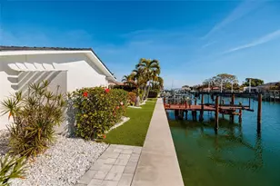 2032 Kansas Ave NE, Saint Petersburg, FL 33703 - Photo 65