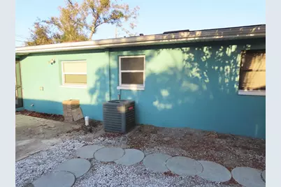 1798 Faulds Road N, Clearwater, FL 33756 - Photo 29