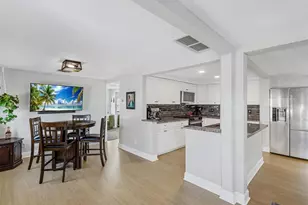 5240 43rd Terrace N, Saint Petersburg, FL 33709 - Photo 7