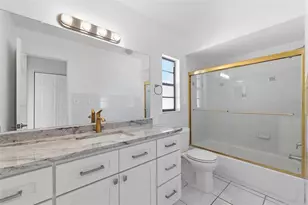 612 Shady Nook Dr, Brandon, FL 33511 - Photo 11