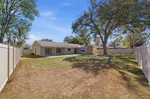 612 Shady Nook Dr, Brandon, FL 33511 - Photo 17
