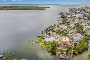 1819 Bayou Grande Blvd NE, Saint Petersburg, FL 33703 - Photo 1