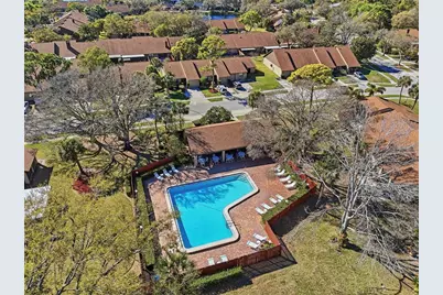 9942 Lake Seminole Drive W, Largo, FL 33773 - Photo 39