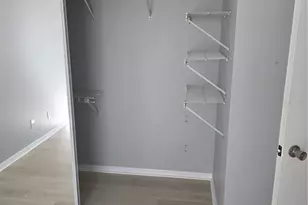 6826 Stonesthrow Cir N, Saint Petersburg, FL 33710 - Photo 9