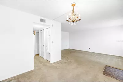 4920 Locust Street NE #204, Saint Petersburg, FL 33703 - Photo 7