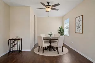 440 Sand Ridge Dr, Valrico, FL 33594 - Photo 5