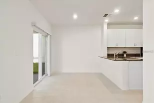 36403 Well Hill Wy, Zephyrhills, FL 33541 - Photo 7