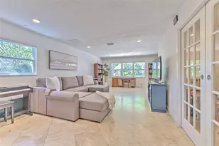 3208 W Hawthorne Rd, Tampa, FL 33611 - Photo 5