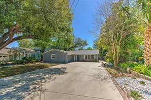 3208 W Hawthorne Rd, Tampa, FL 33611 - Photo 1