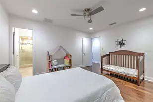 3208 W Hawthorne Rd, Tampa, FL 33611 - Photo 15