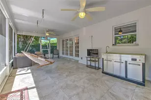 3208 W Hawthorne Rd, Tampa, FL 33611 - Photo 23