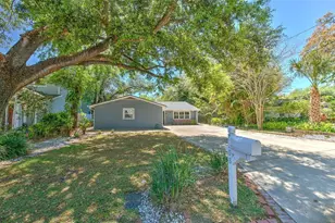 3208 W Hawthorne Rd, Tampa, FL 33611 - Photo 29