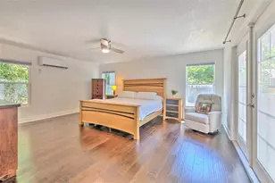 3208 W Hawthorne Rd, Tampa, FL 33611 - Photo 15