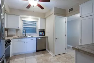 700 Beach Dr NE, Saint Petersburg, FL 33701 - Photo 7