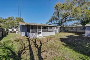 5449 63rd Way N, Saint Petersburg, FL 33709 - Photo 9