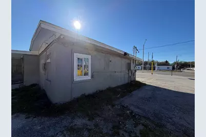 4802 E Busch Boulevard #A, Tampa, FL 33617 - Photo 17