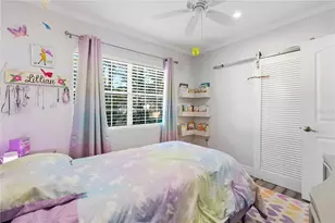 2415 16th St N, Saint Petersburg, FL 33704 - Photo 17