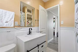 2415 16th St N, Saint Petersburg, FL 33704 - Photo 21