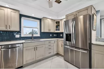 5130 Brittany Drive S #201, Saint Petersburg, FL 33715 - Photo 7