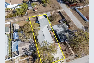 3305 56th Avenue N, Saint Petersburg, FL 33714 - Photo 1