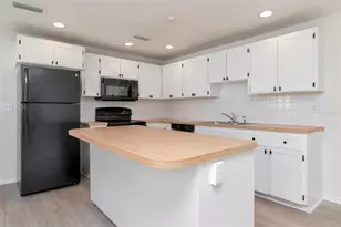 3305 56th Ave N, Saint Petersburg, FL 33714 - Photo 13