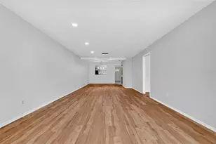 19029 US Hwy 19 N, Clearwater, FL 33764 - Photo 27