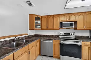 19029 US Hwy 19 N, Clearwater, FL 33764 - Photo 13