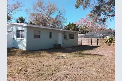 327 Barbara Circle, Belleair, FL 33756 - Photo 15