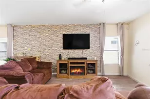 10135 Newminster Loop, Ruskin, FL 33573 - Photo 7