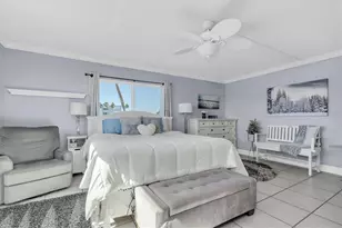 1847 Shore Dr S, South Pasadena, FL 33707 - Photo 17