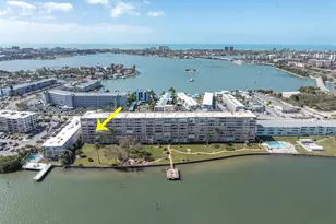 1847 Shore Dr S, South Pasadena, FL 33707 - Photo 1