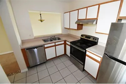 9612 Seadale Court #201, Riverview, FL 33578 - Photo 5