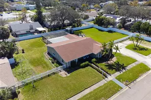 1503 Tallahassee Dr, Tarpon Springs, FL 34689 - Photo 3