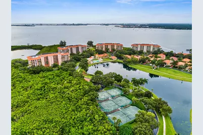 4750 Dolphin Cay Lane S #509, Saint Petersburg, FL 33711 - Photo 13