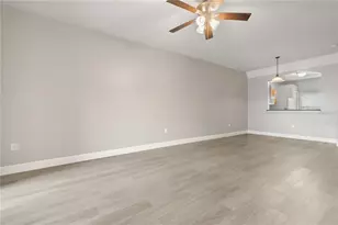 3471 High Hampton Cir, Tampa, FL 33610 - Photo 11