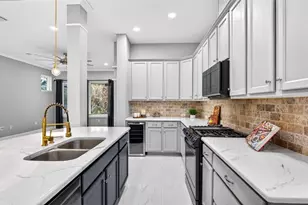 14310 Barrington Stowers Dr, Lithia, FL 33547 - Photo 15