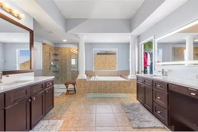 10744 Breaking Rocks Drive, Tampa, FL 33647 - Photo 15