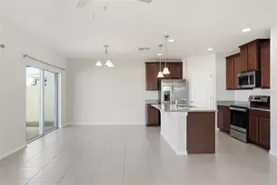 10402 Hawks Landing Dr, Land O Lakes, FL 34638 - Photo 9