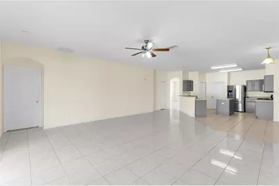 10416 Meadow Spring Drive, Tampa, FL 33647 - Photo 13