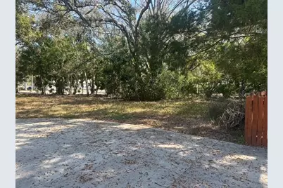 900 46th Avenue N, Saint Petersburg, FL 33703 - Photo 17