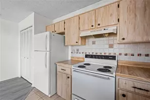 4520 Blossom Blvd, Zephyrhills, FL 33542 - Photo 15