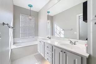 7676 Bergamo Ave, Sarasota, FL 34238 - Photo 19