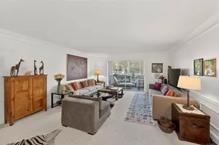 139 Bluff View Dr, Belleair Bluffs, FL 33770 - Photo 7