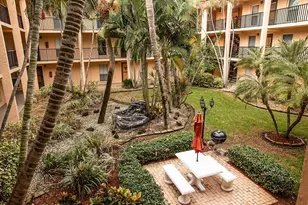 8911 Blind Pass Rd, Saint Pete Beach, FL 33706 - Photo 15