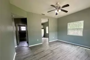 8304 N 13th St, Tampa, FL 33604 - Photo 17