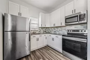 8304 N 13th St, Tampa, FL 33604 - Photo 9